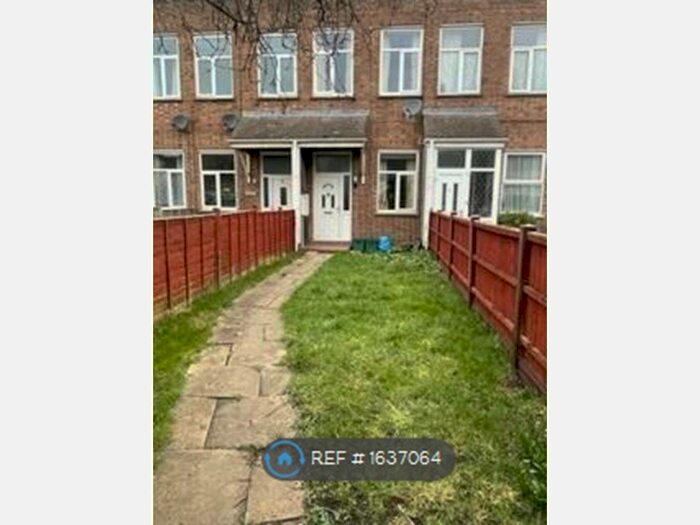 2 Bedroom Terraced House To Rent In Hamilton Court, Cheltenham, GL51