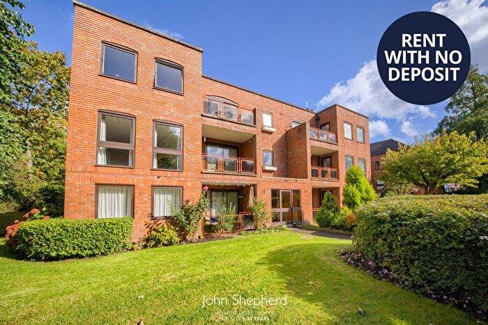 2 Bedroom Flat To Rent In Alderwood Place, Princes Way, Solihull, West Midlands, B91