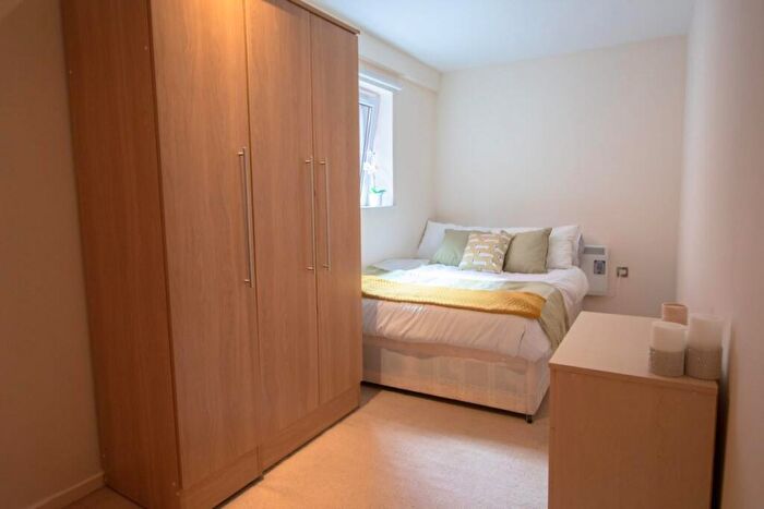 3 Bedroom Apartment To Rent In Melbourne Street, Newcastle, Newcastle Upon Tyne, NE1