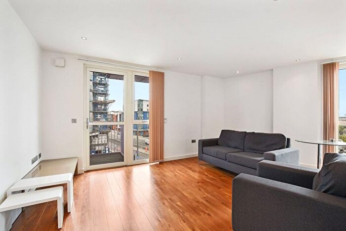 1 Bedroom Flat To Rent In High Street, London, E15