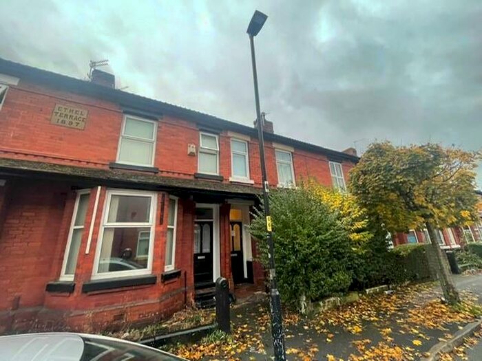 5 Bedroom Private Hall To Rent In Mabfield Road (), Fallowfield, Manchester, M14