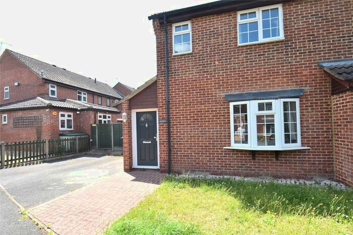 3 Bedroom Detached House To Rent In Langtons Meadow, Farnham Common, SL2
