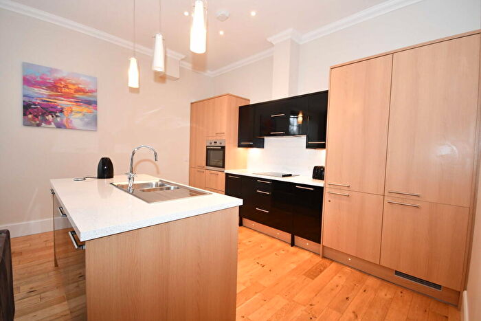 2 Bedroom Apartment To Rent In Ardconnel Street, Inverness, Inverness, IV2