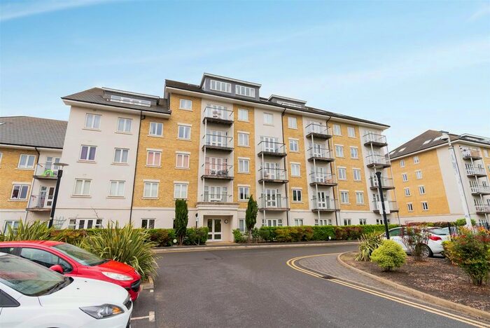 1 Bedroom Flat To Rent In Cavendish House, Park Lodge Avenue, West Drayton, UB7