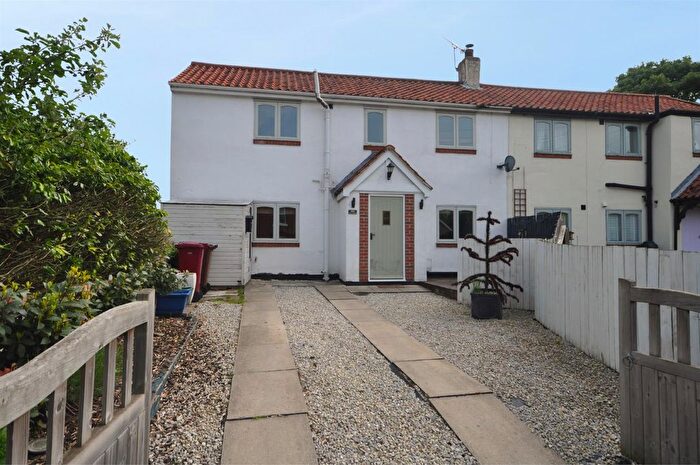 2 Bedroom Semi Detached House For Sale In Station Road, Epworth, DN9