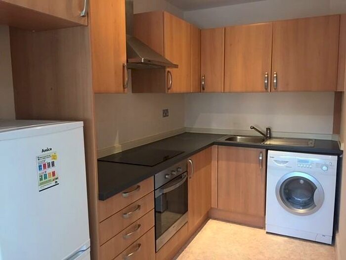 Apartment To Rent In Avenue Road, Southampton, SO14
