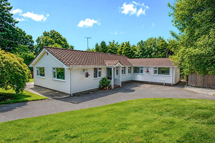 3 Bedroom Detached Bungalow For Sale In West Hill Road, West Hill, EX11