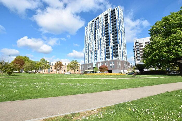 1 Bedroom Flat For Sale In K D Tower, Cotterells, Hemel Hempstead, HP1