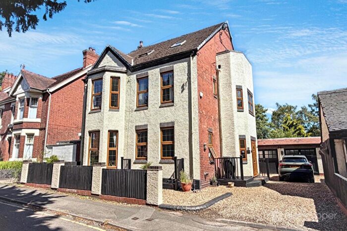 6 Bedroom Detached House For Sale In King Edward Road, Nuneaton, CV11