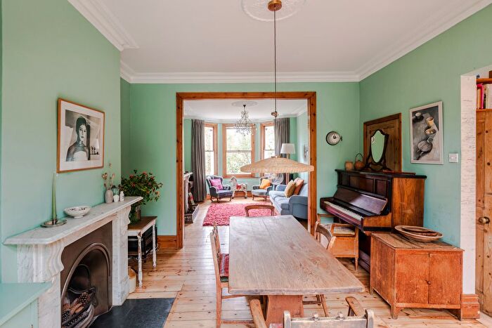 3 Bedroom Semi-detached House For Sale In Dunstans Road Iii, London, SE22