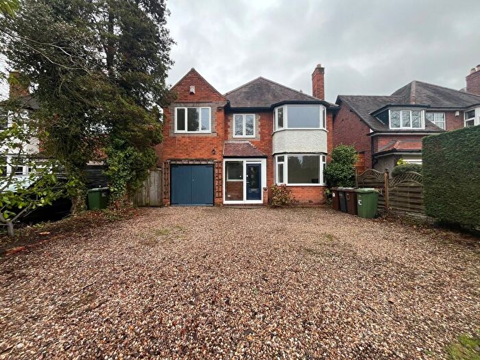 4 Bedroom Detached House To Rent In Warwick Road, Solihull, West Midlands, B91