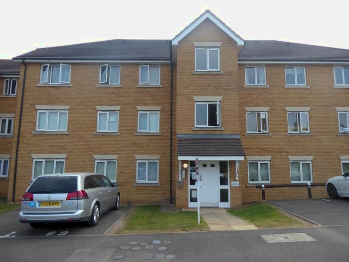 2 Bedroom Flat To Rent In Fellowes Road, Peterborough, PE2