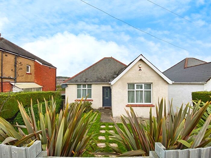 2 Bedroom Bungalow For Sale In Caerleon Road, Newport, NP19