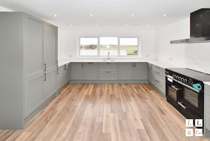 3 Bedroom Semi-Detached House To Rent In Easturn Barns, Wendron, TR13