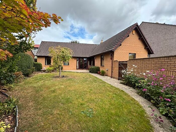 3 Bedroom Bungalow For Sale In Alveston, Nr Bristol, BS35