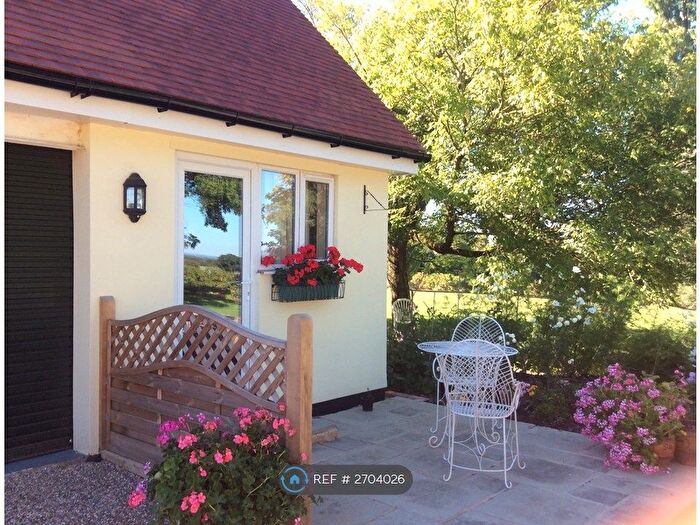 1 Bedroom Maisonette To Rent In Oak Grove Lane, St. Michaels, Tenterden, TN30