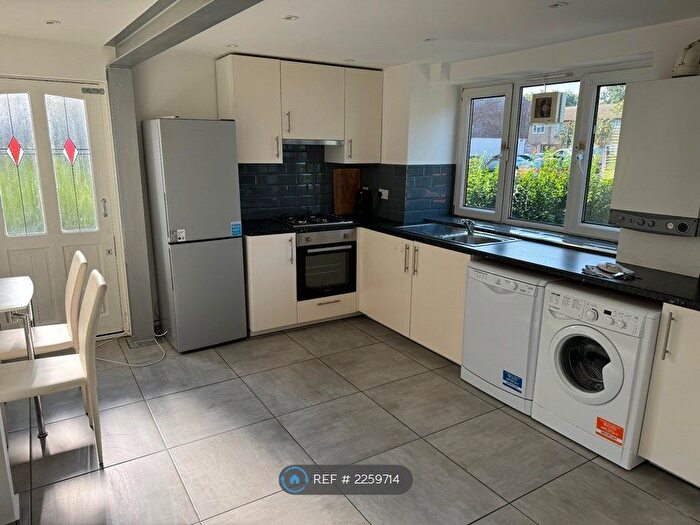 4 Bedroom Maisonette To Rent In Thorogood Gardens, London, E15