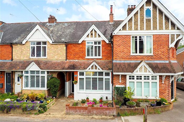 3 Bedroom Terraced House For Sale In Forest Road, Liss, Hampshire, GU33