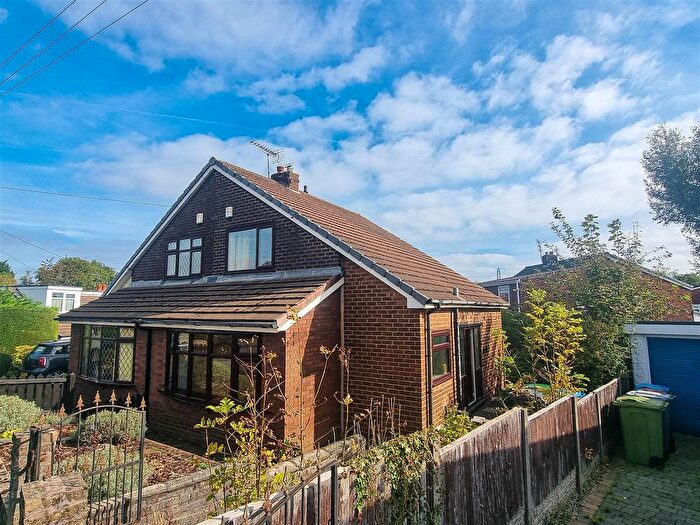 2 Bedroom Semi-Detached Bungalow To Rent In Cambridge Road, Failsworth, Manchester, M35