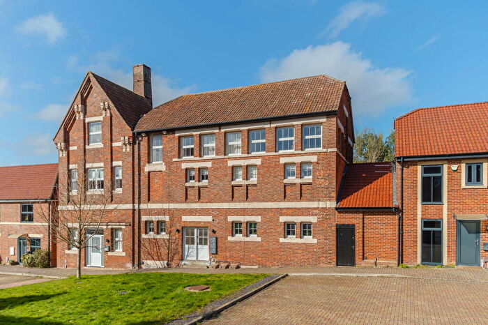 2 Bedroom Apartment For Sale In Beaufort Brewery, Daisy Brook, Royal Wootton Bassett, Swindon, SN4