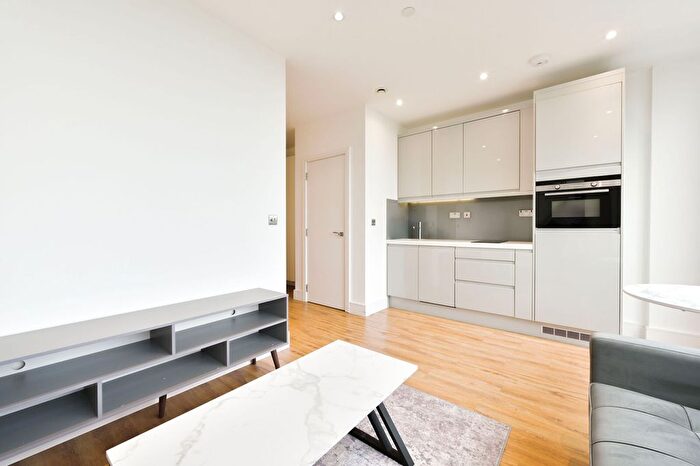 Studio For Sale In West Gate, Ealing, London, W5