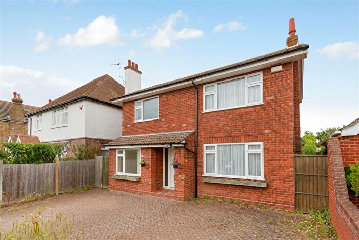 4 Bedroom Detached House To Rent In Queens Road, Tankerton, Whitstable, CT5