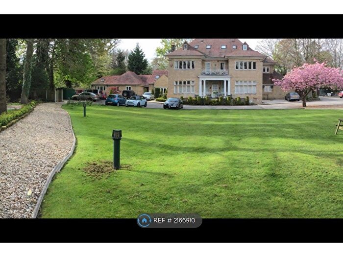 1 Bedroom Flat To Rent In Elmwood Court A, Leeds, LS8