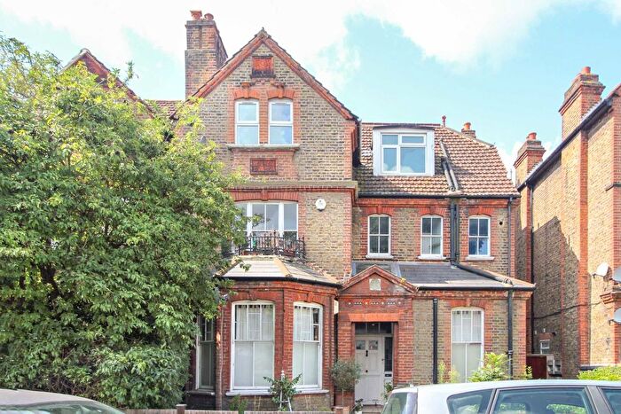 2 Bedroom Flat To Rent In Thornton Avenue, Streatham, SW2