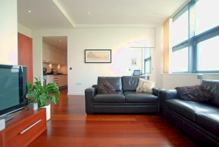 2 Bedroom Flat To Rent In Pentonville Road, Angel, N1