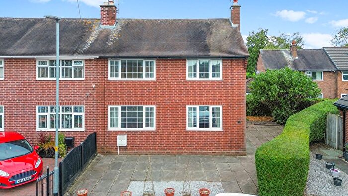 3 Bedroom Semi-Detached House For Sale In Lime Close, Rixton, WA3