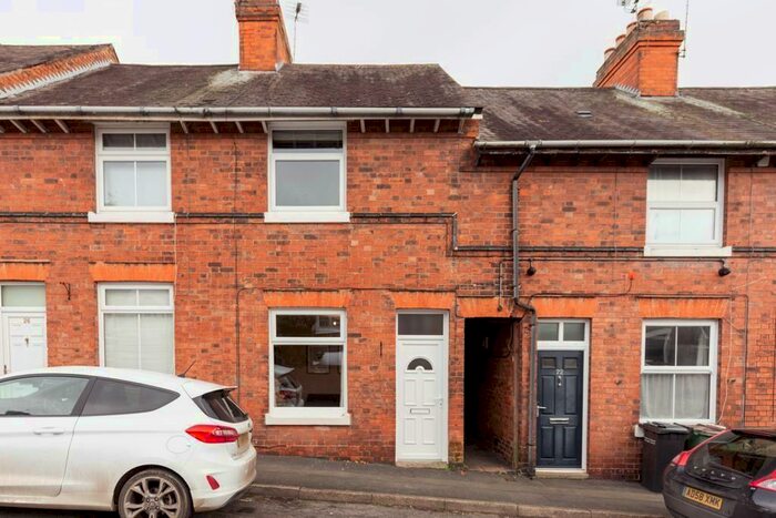 2 Bedroom House To Rent In Church Street, Oadby, LE2