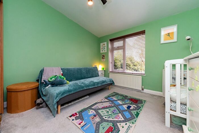 2 Bedroom Detached House For Sale In Cloverfield, Welwyn Garden City, Hertfordshire, AL7