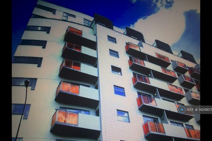 2 Bedroom Flat To Rent In Whitworth Street, Manchester, M1