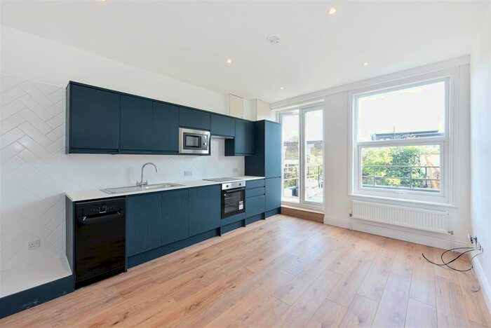 1 Bedroom Flat To Rent In High Road Leytonstone, London, E11