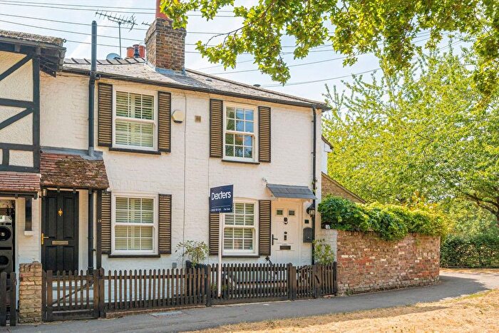 3 Bedroom Property For Sale In The Avenue, Sunbury-On-Thames, TW16