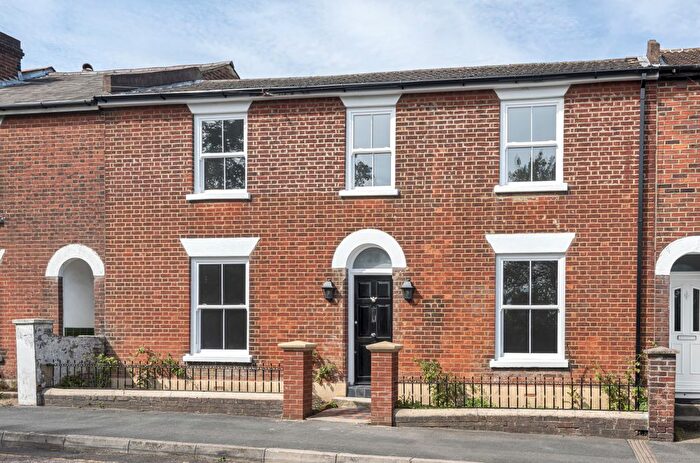 3 Bedroom Terraced House To Rent In Southcliff Road, Southampton, SO14