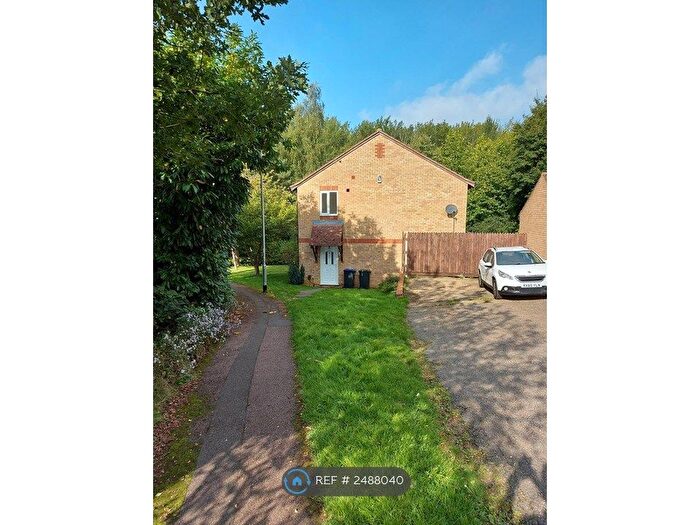 2 Bedroom Terraced House To Rent In Pine Ridge, Northampton, NN3