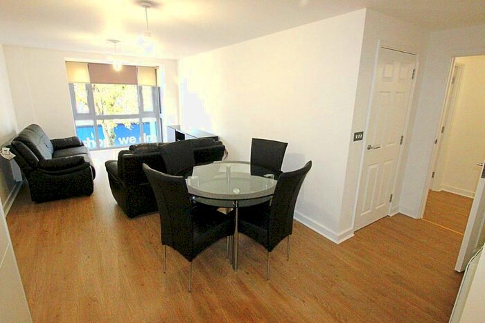 1 Bedroom Flat To Rent In Cathays Terrace, Cathays, Cardiff, CF24