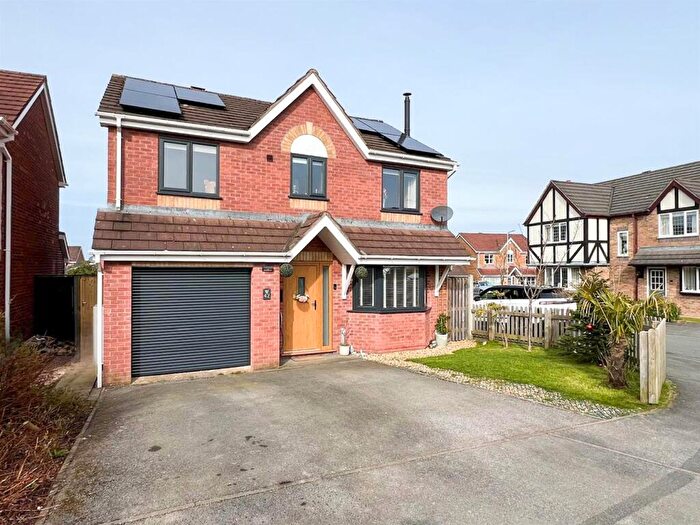 4 Bedroom Detached House For Sale In Mulberry Way, Leek, ., ST13