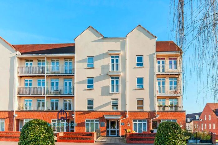 1 Bedroom Flat To Rent In Magdalene Gardens, London, N20