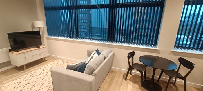 1 Bedroom Flat To Rent In Seymour Grove, Old Trafford, Manchester, M16