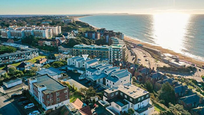 3 Bedroom Town House To Rent In The Litzo -, Boscombe Spa Road, BH5