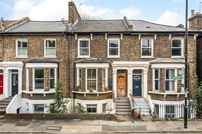 1 Bedroom Flat For Sale In Shardeloes Road, New Cross, SE14