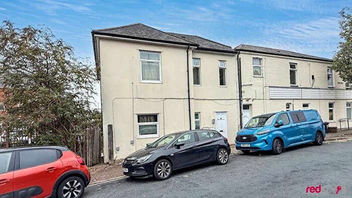 1 Bedroom Flat To Rent In Vivian Road, Newport, NP19