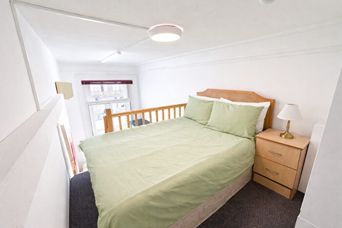 Studio To Rent In Cromwell Road, London, SW7