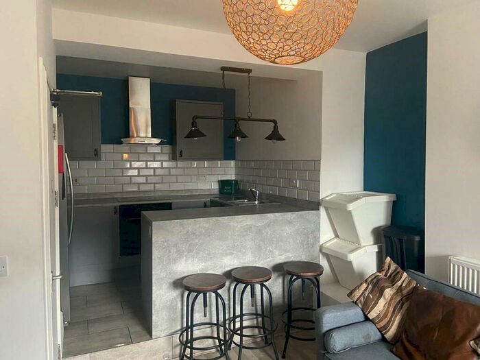 5 Bedroom House To Rent In Danygraig Road, Port Tennant, Swansea, SA1