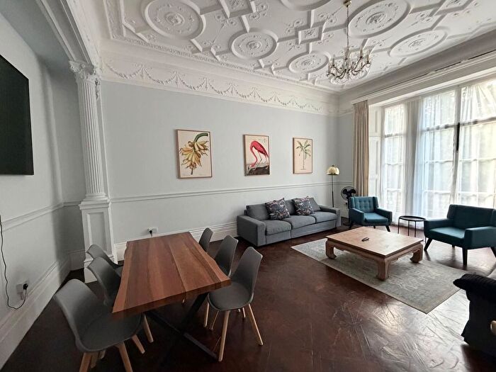 2 Bedroom Flat To Rent In Cromwell Road, London, SW7