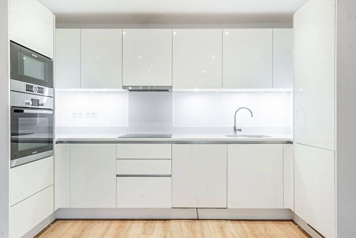 3 Bedroom Flat To Rent In Monarch Court, Stanmore, HA7