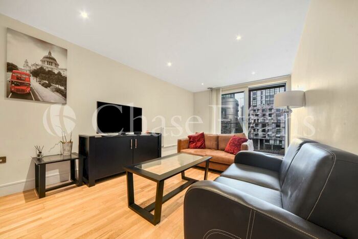3 Bedroom Flat To Rent In Indescon Square, Canary Wharf, London, E14