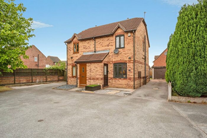 2 Bedroom Semi-Detached House For Sale In Headingley Way, Edlington, Doncaster, DN12